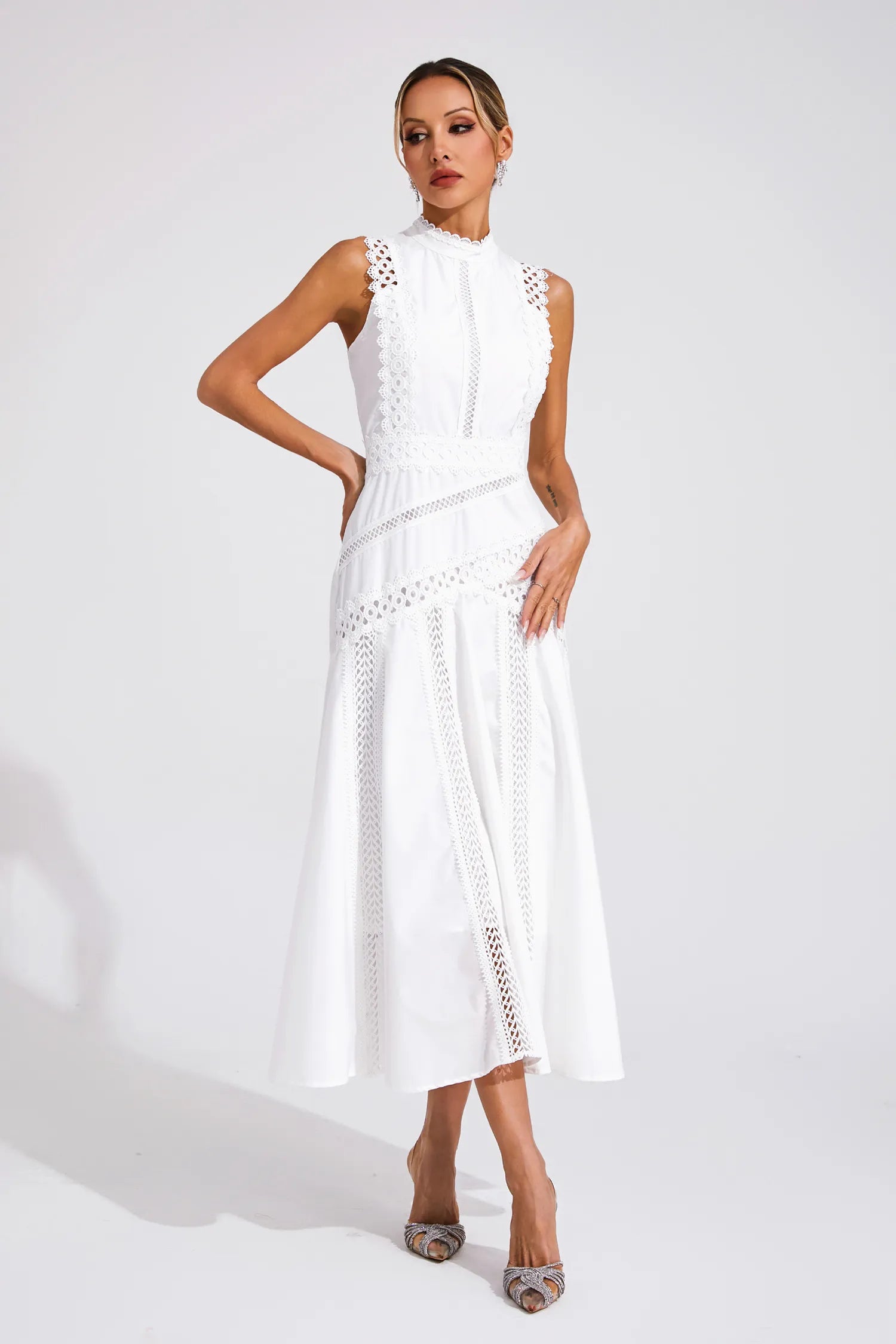 White / S