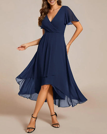 Sigrid Elegant Midi Dress with V-Neck